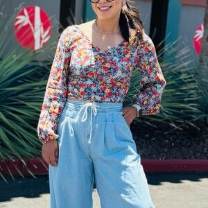 H&M Small Drawstring Floral Cropped Top